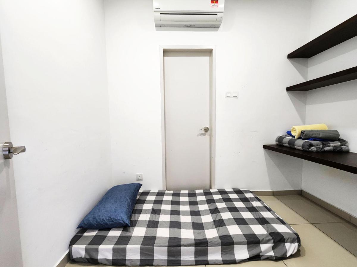 Lavender Suite # Shah Alam I-City Block B Homestay # 2R1B #Free Wifi & Parking 외부 사진